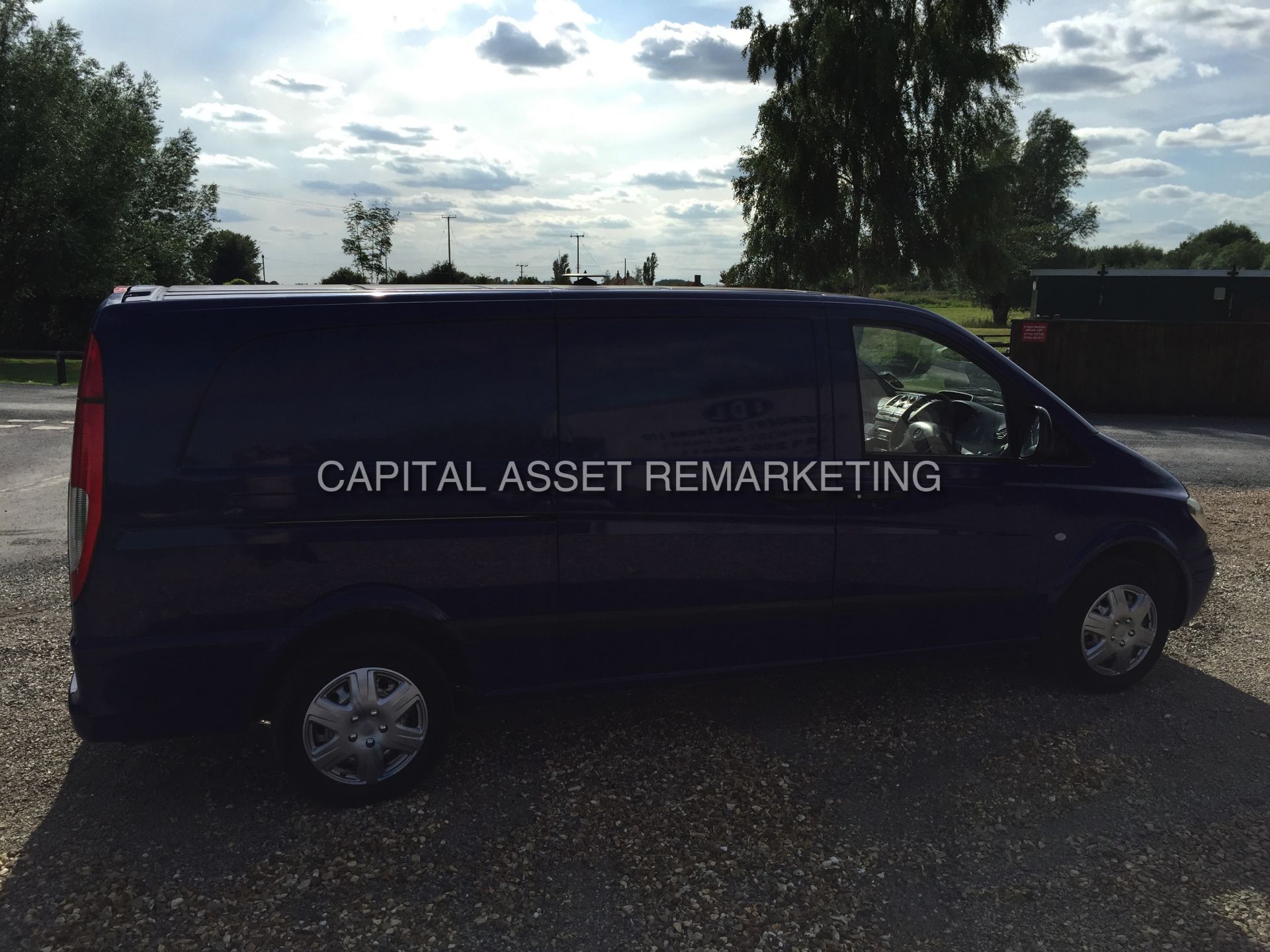 MERCEDES VITO CDI XLONG 2004(54) REG AIR CON,ELEC PACK,CD PLAYER,TWIN SIDE LOADING DOORS - Image 8 of 15