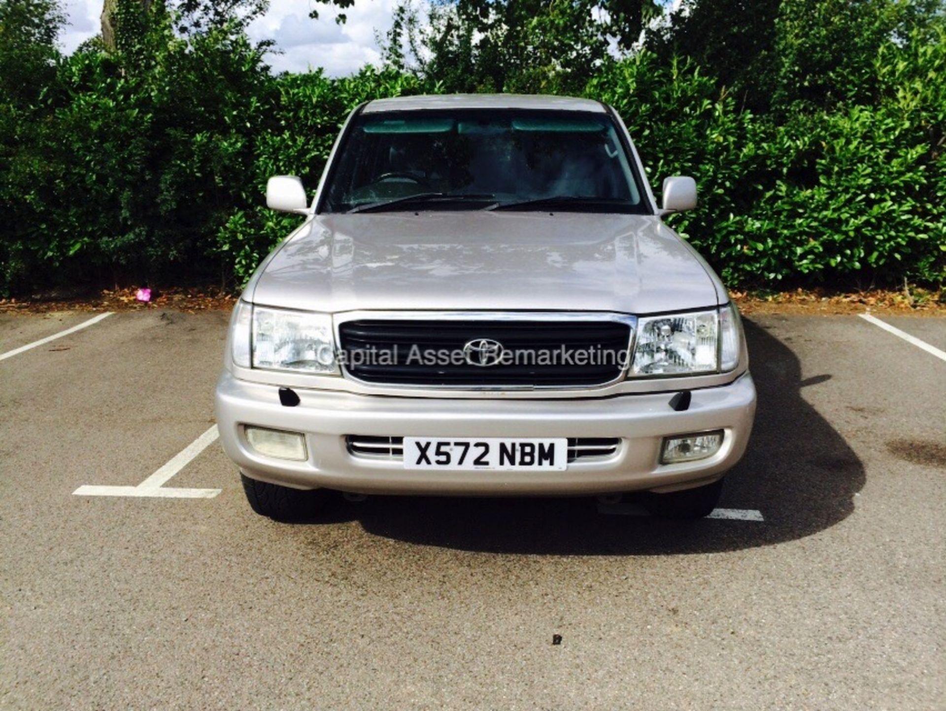 TOYOTA LANDCRUISER 'AMAZON' GX (2000 - X REG) 4.2 TD - LEATHER - MANUAL  (NO VAT - SAVE 20%) - Image 2 of 17