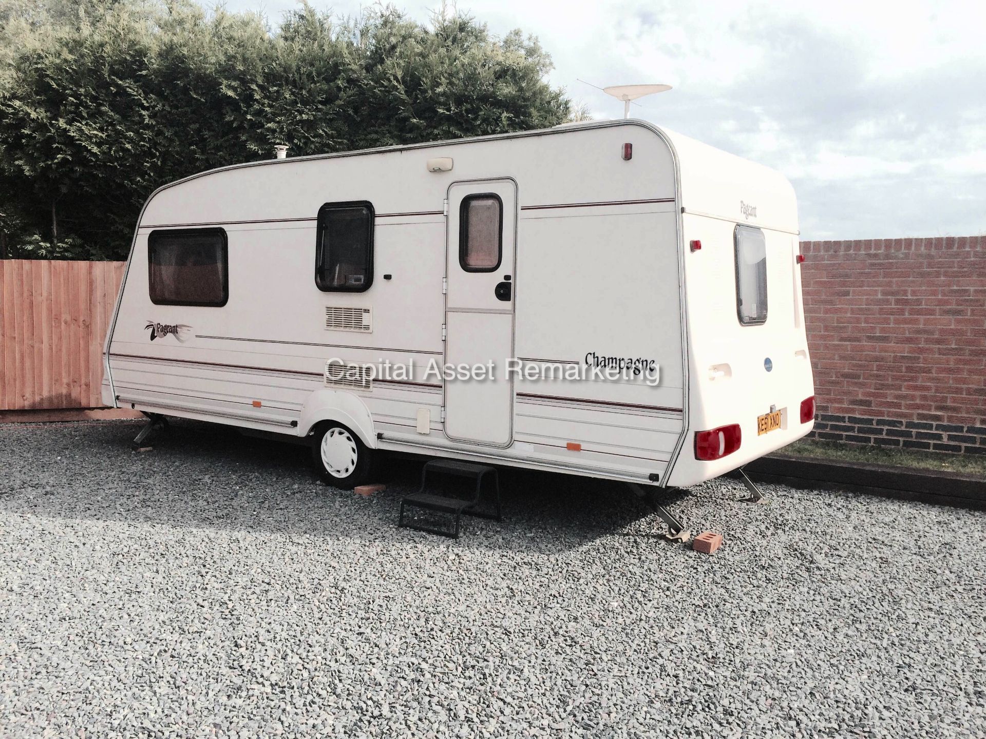 BAILEY PAGEANT 'CHAMPAGNE' CARAVAN (1999 YEAR) **CRIS REGISTERED** (NO VAT - SAVE 20%) - Image 2 of 9