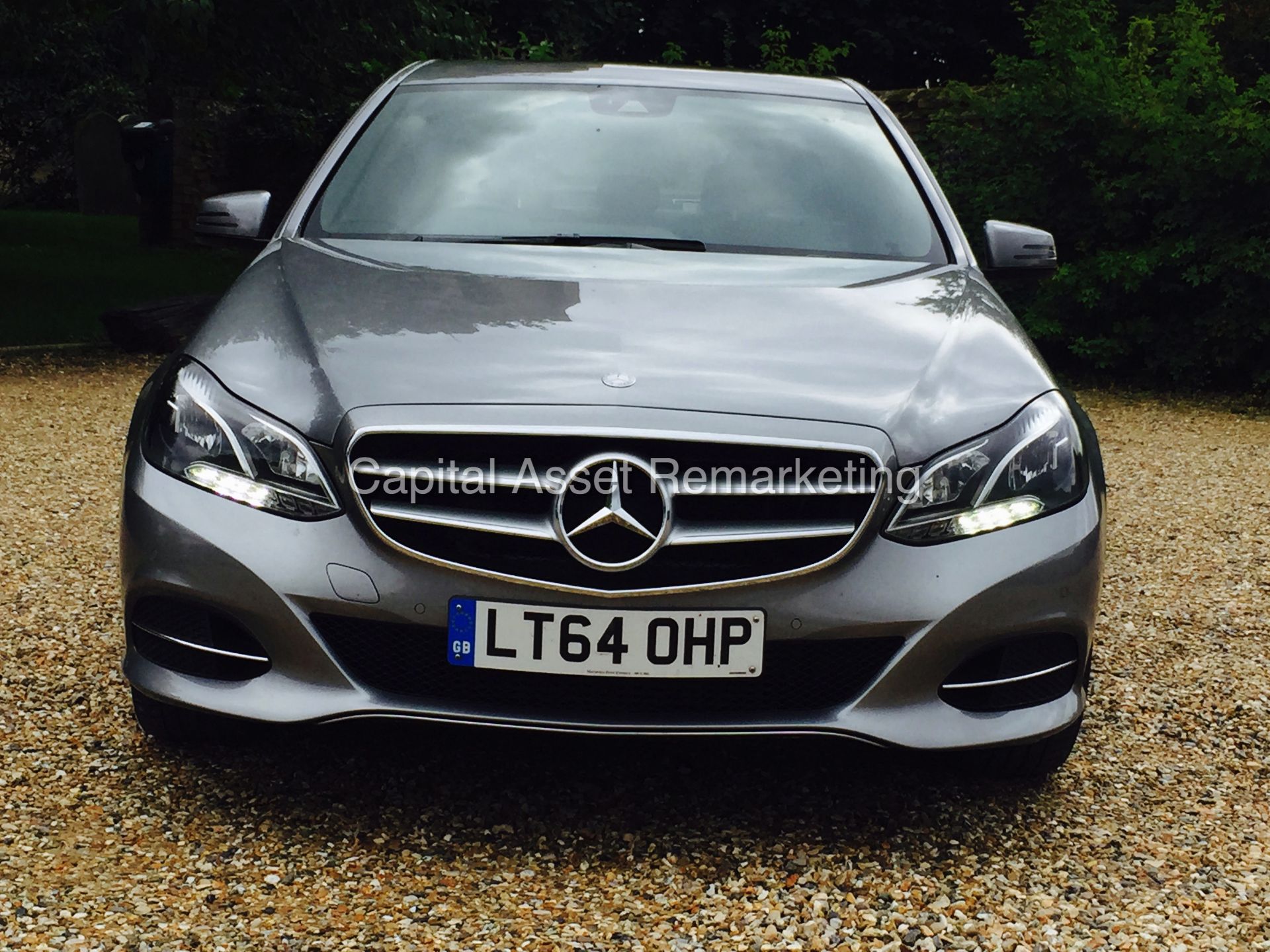 MERCEDES-BENZ E220 CDI 'BLUETEC' (2014 - 64 REG) LEATHER - AUTO - SAT NAV (1 OWNER FROM NEW) - Image 2 of 17