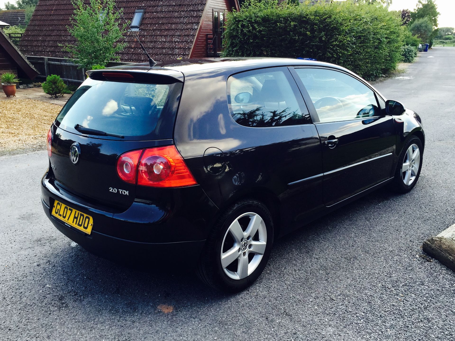 VW GOLF 'SPORT' HATCHBACK (2007 - 07 REG) 2.0 TDI - 140 BHP - 6 SPEED  (NO VAT - SAVE 20%) - Image 5 of 10