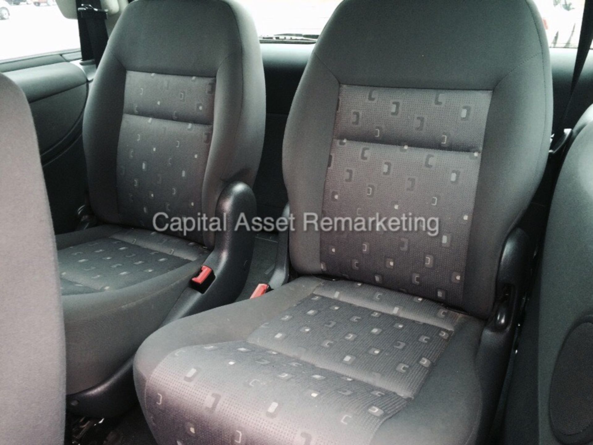 VW SHARAN 'SE' 7 SEATER (2007 - 57 REG) 2.0 TDI - 6 SPEED  (NO VAT - SAVE 20%) - Bild 7 aus 9