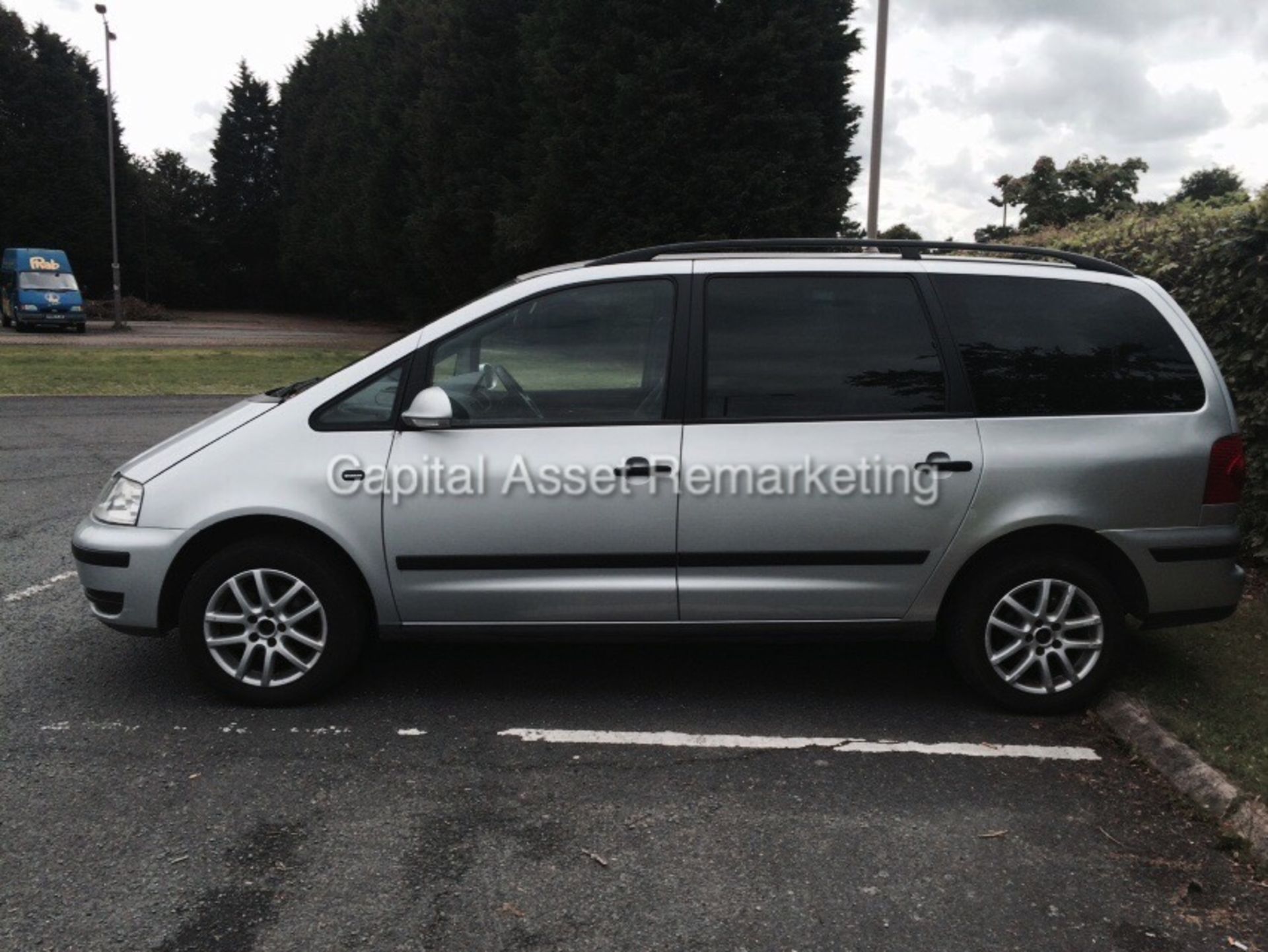 VW SHARAN 'SE' 7 SEATER (2007 - 57 REG) 2.0 TDI - 6 SPEED  (NO VAT - SAVE 20%) - Bild 2 aus 9