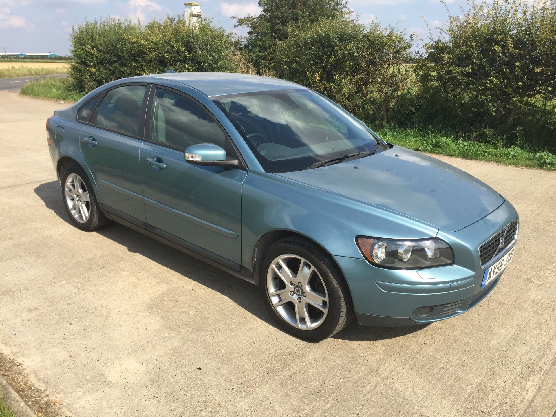 VOLVO S40 2.0 D 2006 (56) REG *AIR CON* CLIMATE CONTROL  6 SPEED GEARBOX CRUISE CONTROL FULL LEATHER - Image 2 of 14