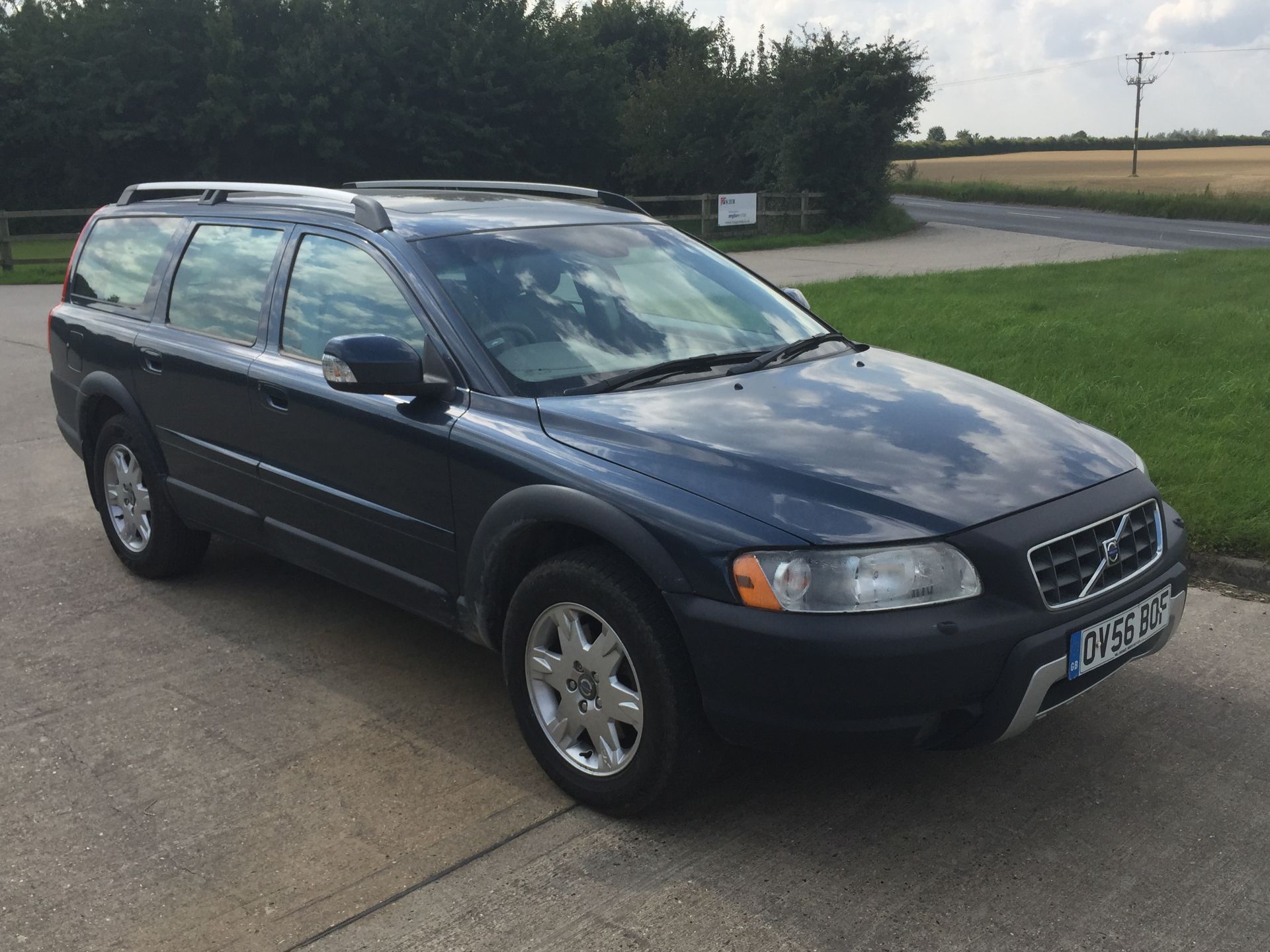 VOLVO XC70 **CROSS COUNTRY** MODEL 4X4 2006(56) FULL SPEC *SAT NAV* CLIMATE CONTROL* ALLOY WHEELS