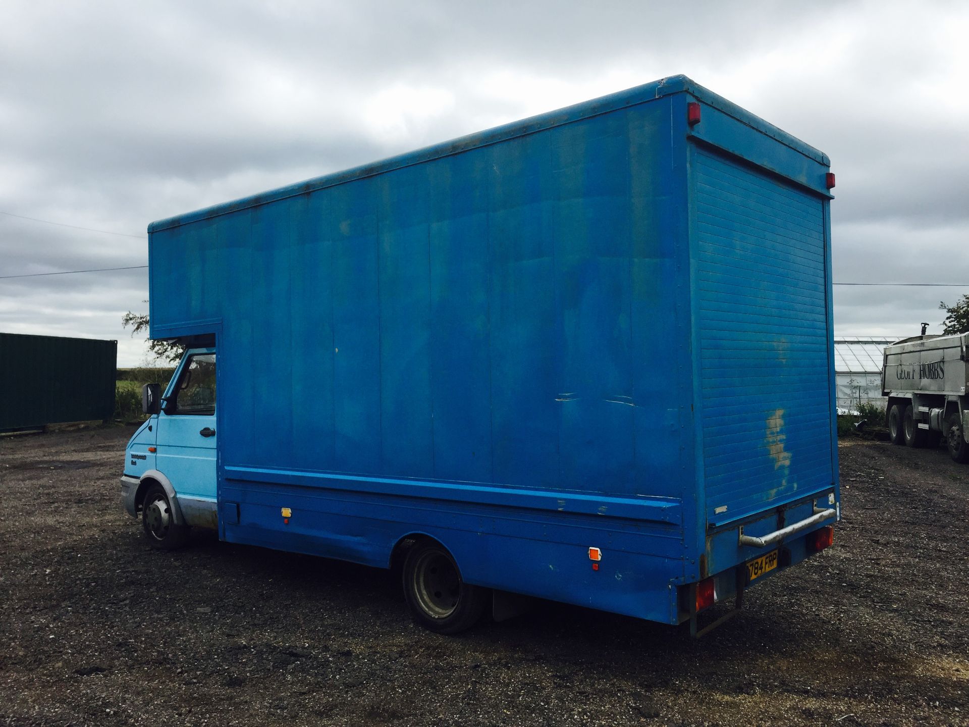 IVECO DAILY 2.8 TURBO LWB **LARGE LUTON BOX** 1996(P) REG **NO VAT TO PAY SAVE 20%** TWIN REAR AXLE - Image 2 of 10