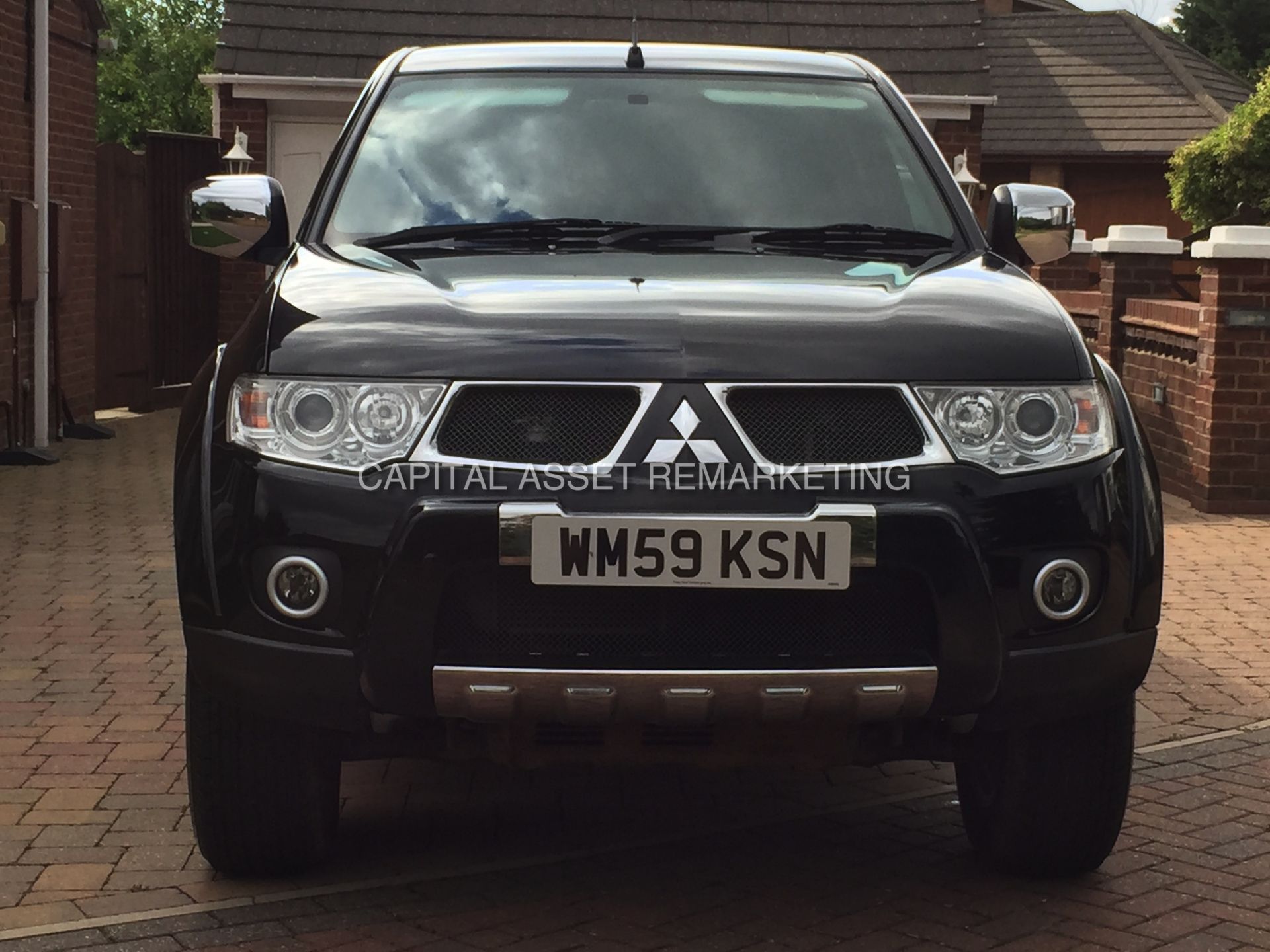 MITSUBISHI L200 'BARBARIAN' (2010 - 59 REG) 2.5 DI-D - AUTO - LEATHER - SAT NAV  - D/CAB  (TOP SPEC) - Image 8 of 19