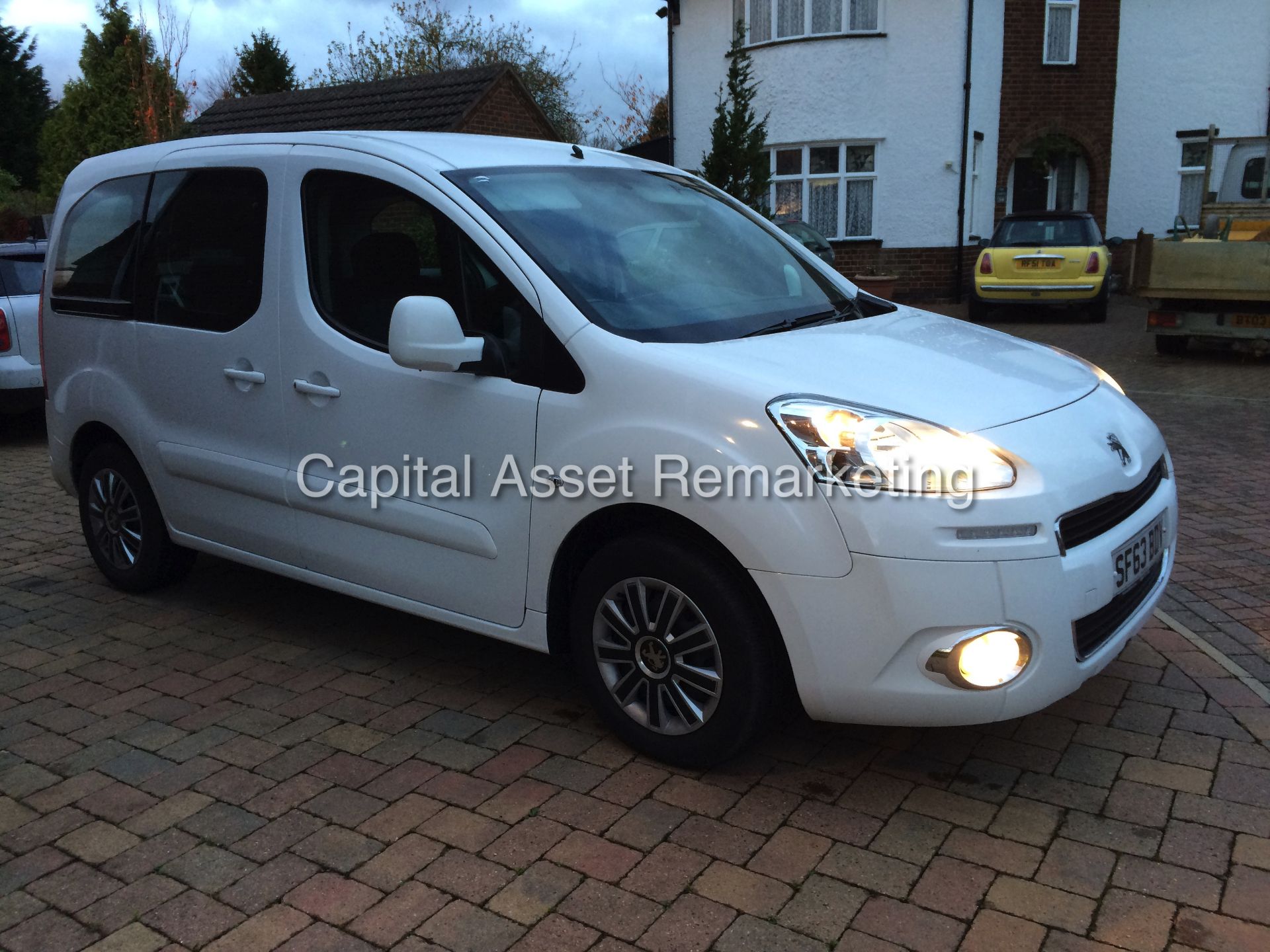 PEUGEOT PARTNER 'TEPEE' S E-HDI (2013 - 63 REG) 1.6 E-HDI 'AUTO' (5 SEATER) 'AIR CON - 1 OWNER' - Image 3 of 19