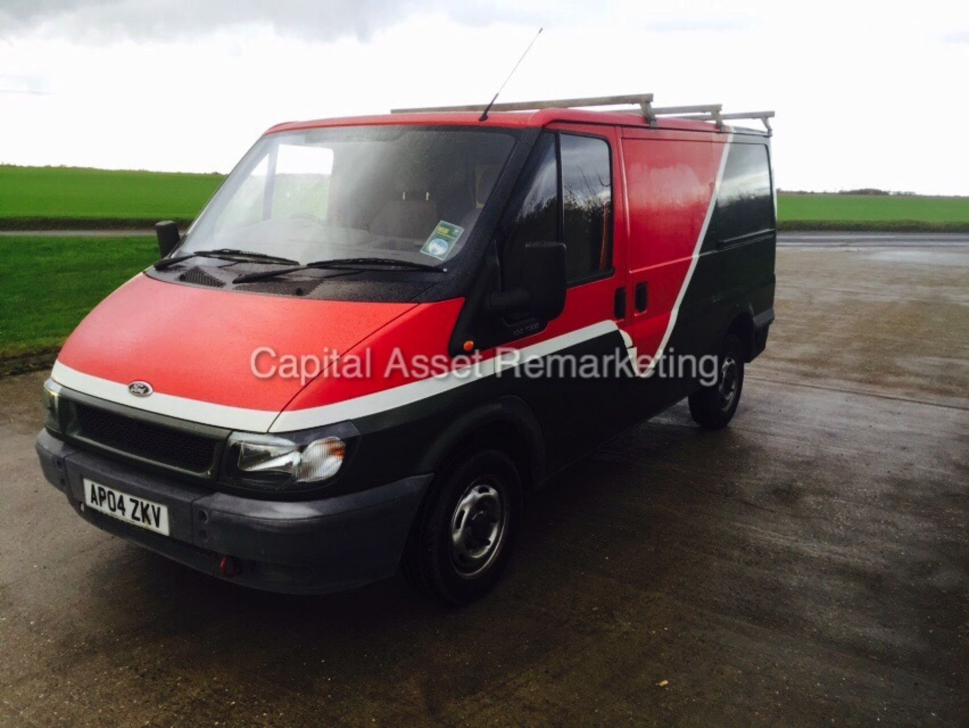 FORD TRANSIT 100 T300 (2004 - 04 REG) 2.0 DIESEL '100 PS'  (ULTRA LOW MILES)
NO VAT TO (SAVE 20%) - Image 3 of 10