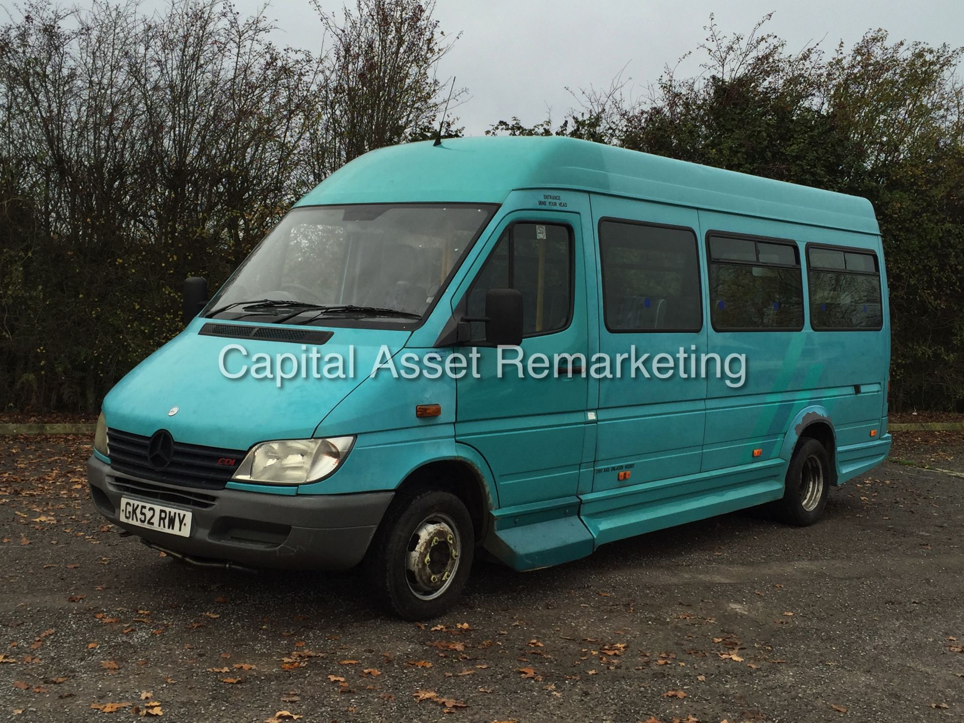 MERCEDES SPRINTER 411 CDI (2002 - 52 REG) LWB HI-ROOF - 16 SEATER MINI-BUS - 1 OWNER **AIR CON** - Image 3 of 12