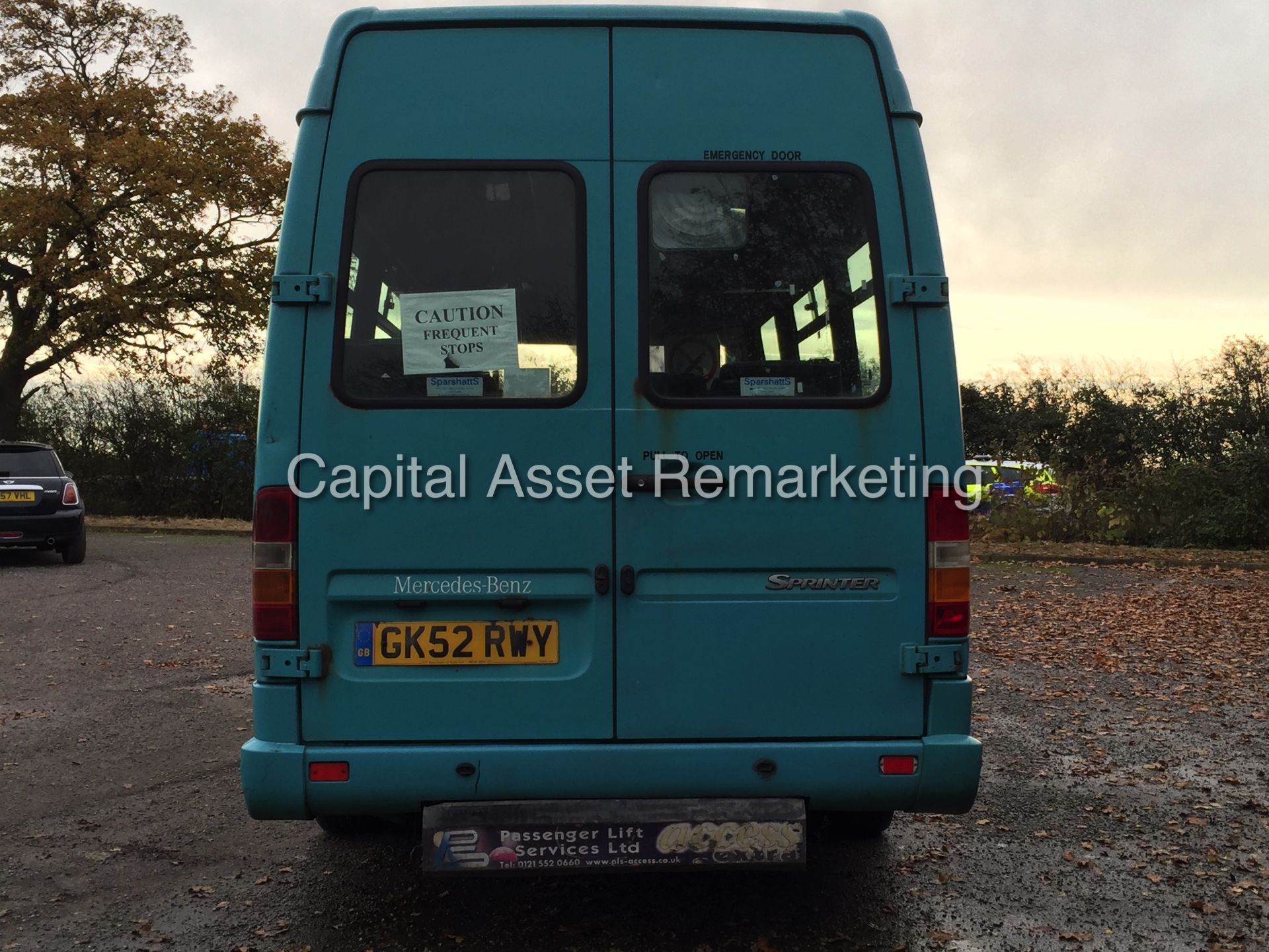 MERCEDES SPRINTER 411 CDI (2002 - 52 REG) LWB HI-ROOF - 16 SEATER MINI-BUS - 1 OWNER **AIR CON** - Image 6 of 12