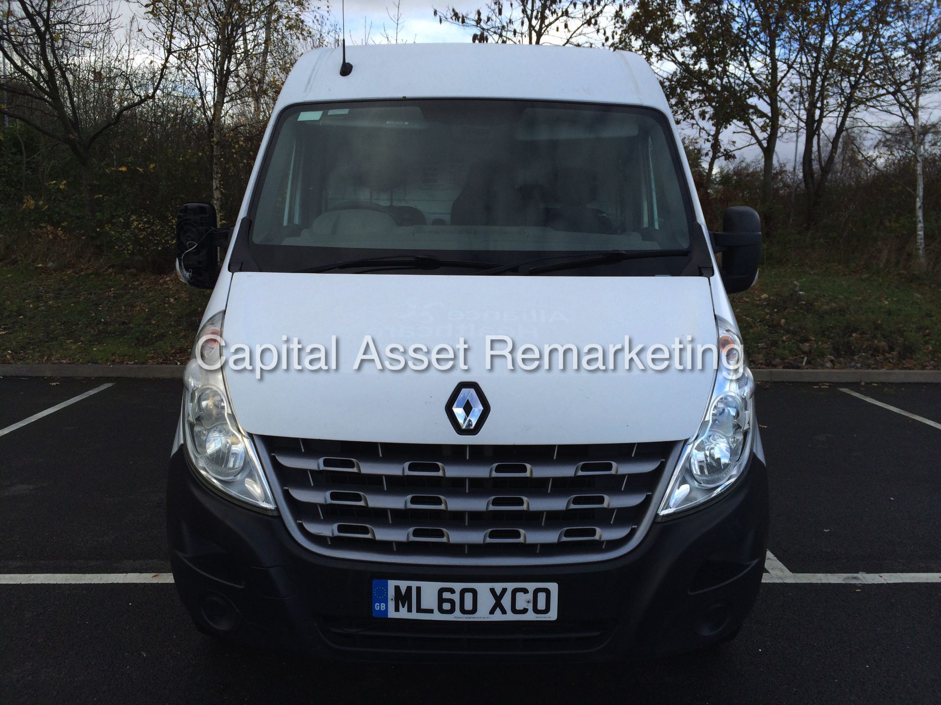 ON SALE ! RENAULT MASTER 2.3DCI 125BHP 6 SPEED EURO LWB (2011 MODEL - 60 REG) NEW SHAPE - SAT NAV - Image 2 of 12