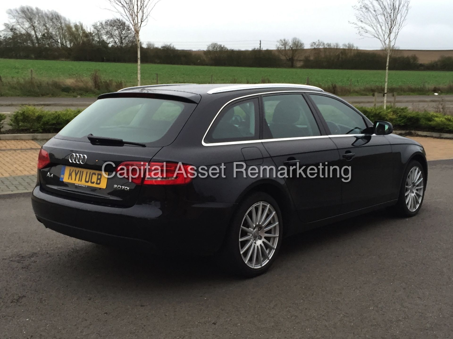 ON SALE ! AUDI A4 'AVANT' SE - 11 REG - 2.0 TDI - STOP / START 'SPECIAL EQUIPMENT' (NO VAT-SAVE 20%) - Image 5 of 20