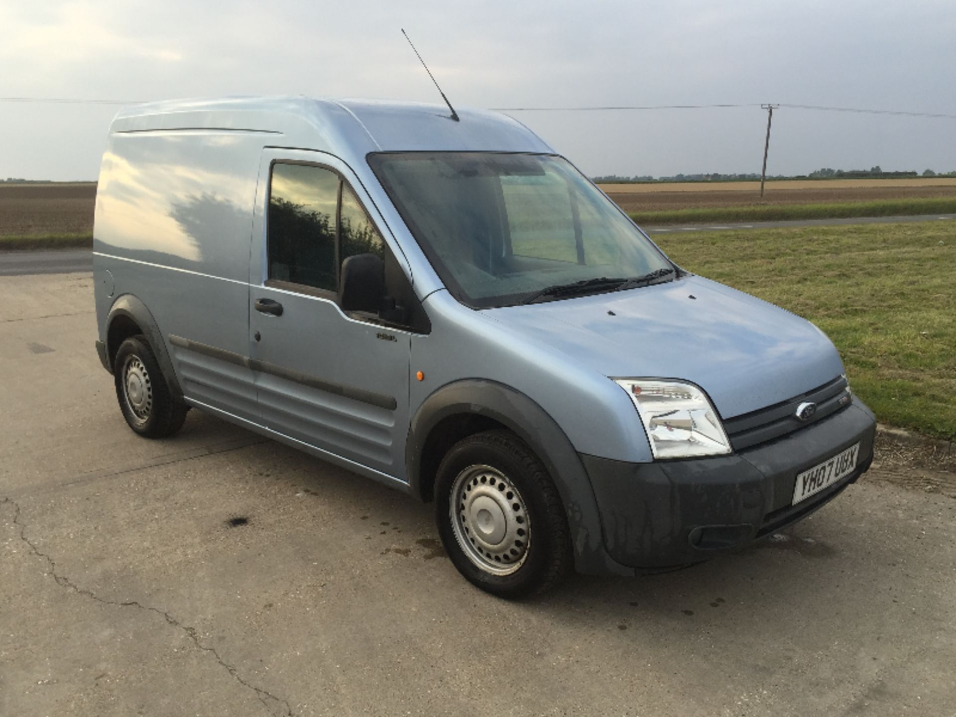 FORD TRANSIT CONNECT T230L TDCI 2007(07) REG **EX COMPANY VEHICLE**