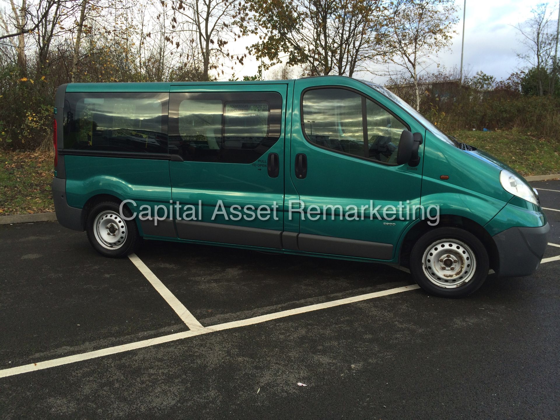 VAUXHALL VIVARO 'COMBI' LWB (2009 - 09 REG) MINI-BUS - WHEEL CHAIR ACCESS  (1 OWNER) - Image 6 of 16