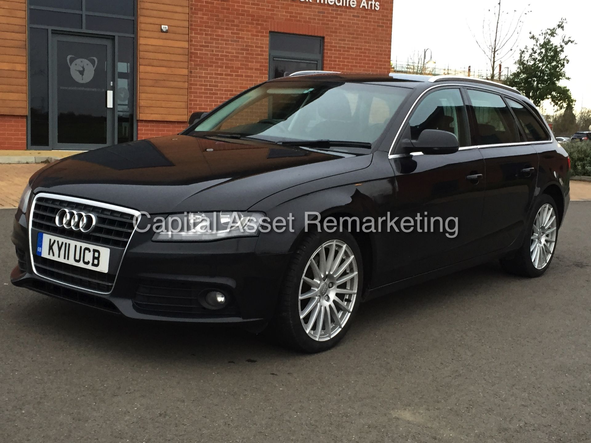 ON SALE ! AUDI A4 'AVANT' SE - 11 REG - 2.0 TDI - STOP / START 'SPECIAL EQUIPMENT' (NO VAT-SAVE 20%)