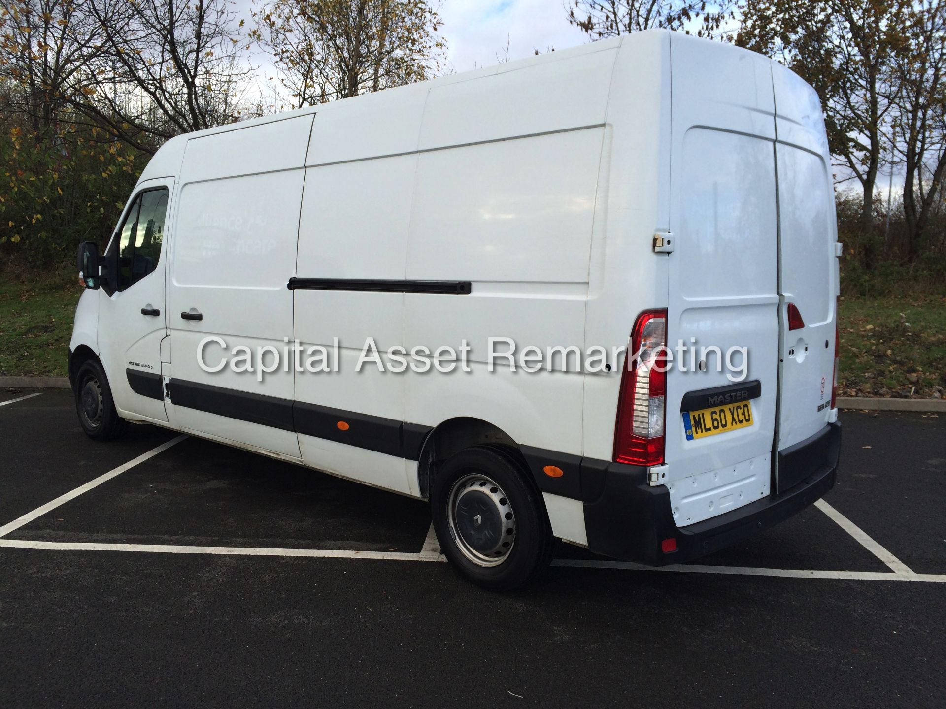 ON SALE ! RENAULT MASTER 2.3DCI 125BHP 6 SPEED EURO LWB (2011 MODEL - 60 REG) NEW SHAPE - SAT NAV - Image 4 of 12