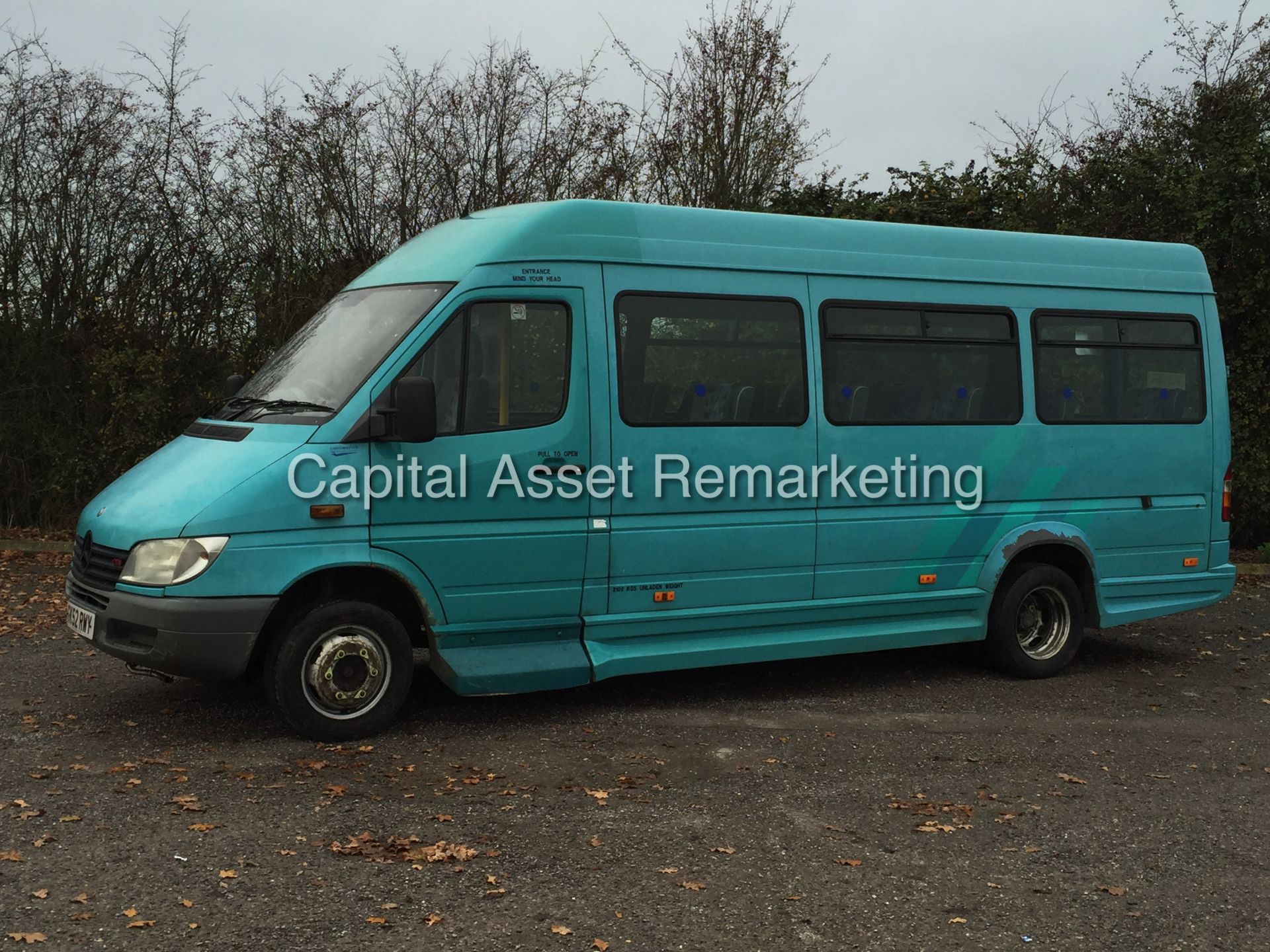 MERCEDES SPRINTER 411 CDI (2002 - 52 REG) LWB HI-ROOF - 16 SEATER MINI-BUS - 1 OWNER **AIR CON** - Image 4 of 12