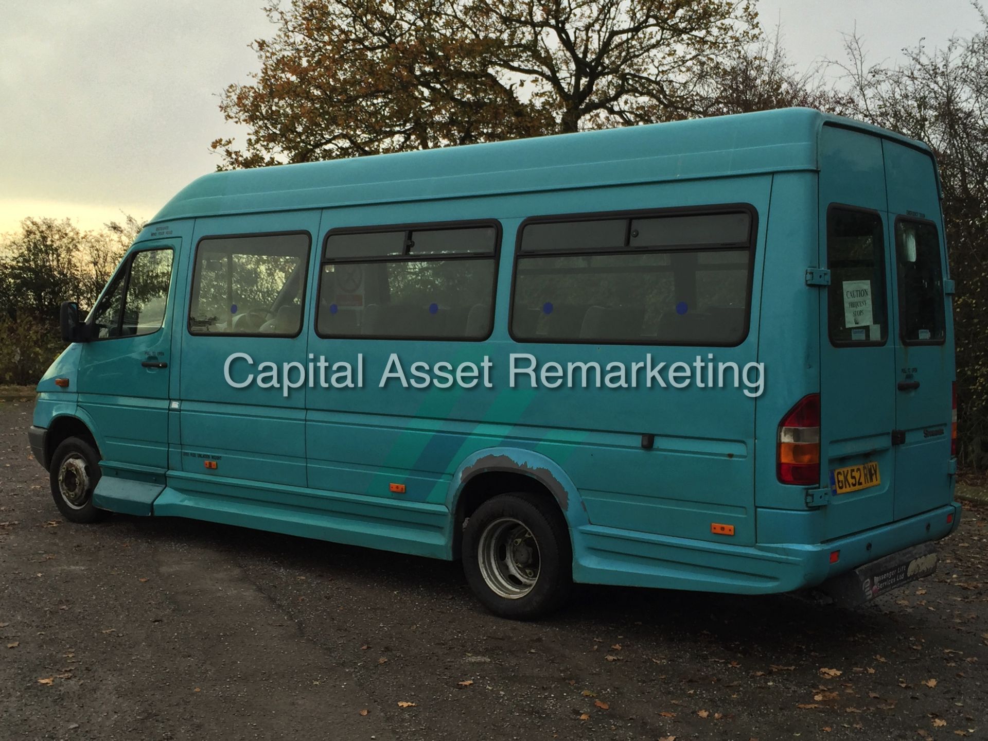 MERCEDES SPRINTER 411 CDI (2002 - 52 REG) LWB HI-ROOF - 16 SEATER MINI-BUS - 1 OWNER **AIR CON** - Image 5 of 12