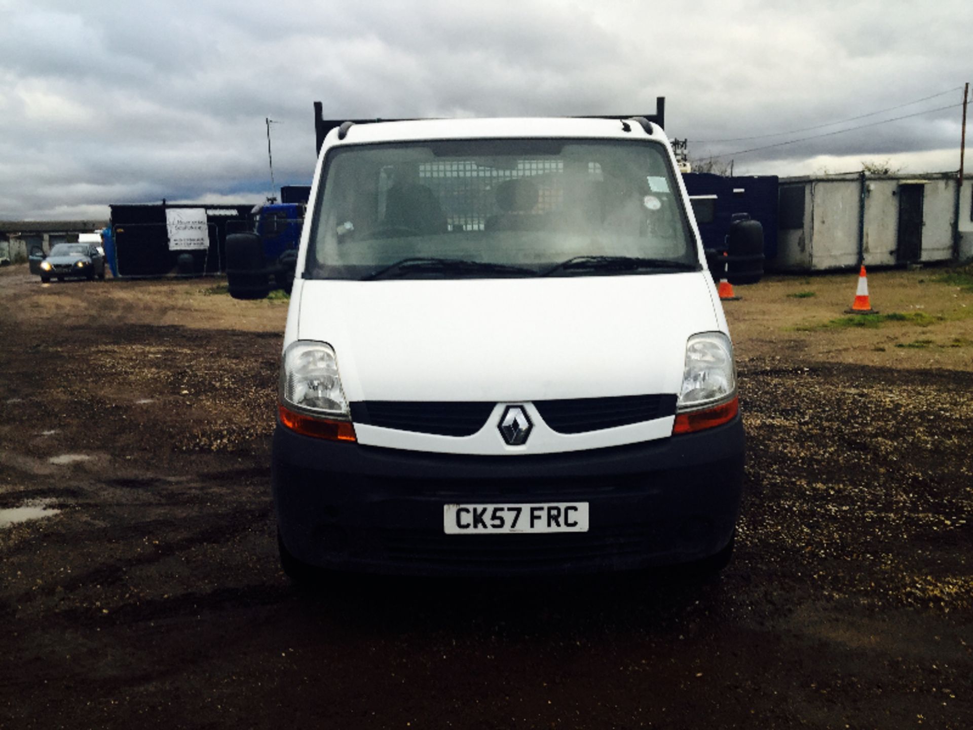 (ON SALE)RENAULT MASTER ML35 DCI **TIPPER** 2007(57) REG **AIR CON**FULL ELECTRIC PACK**SINGLE CAB** - Image 2 of 10