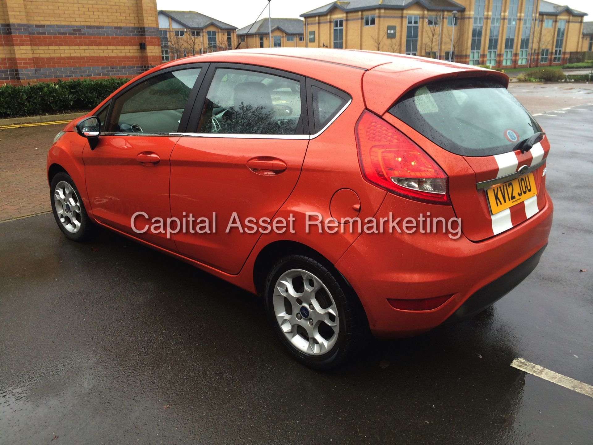 FORD FIESTA 1.4TDCI 'ZETEC EDITION' (2012 - 12 REG) 5 DOOR - AIR CON - "ST LOOK ALIKE" - NO VAT !!! - Image 5 of 18