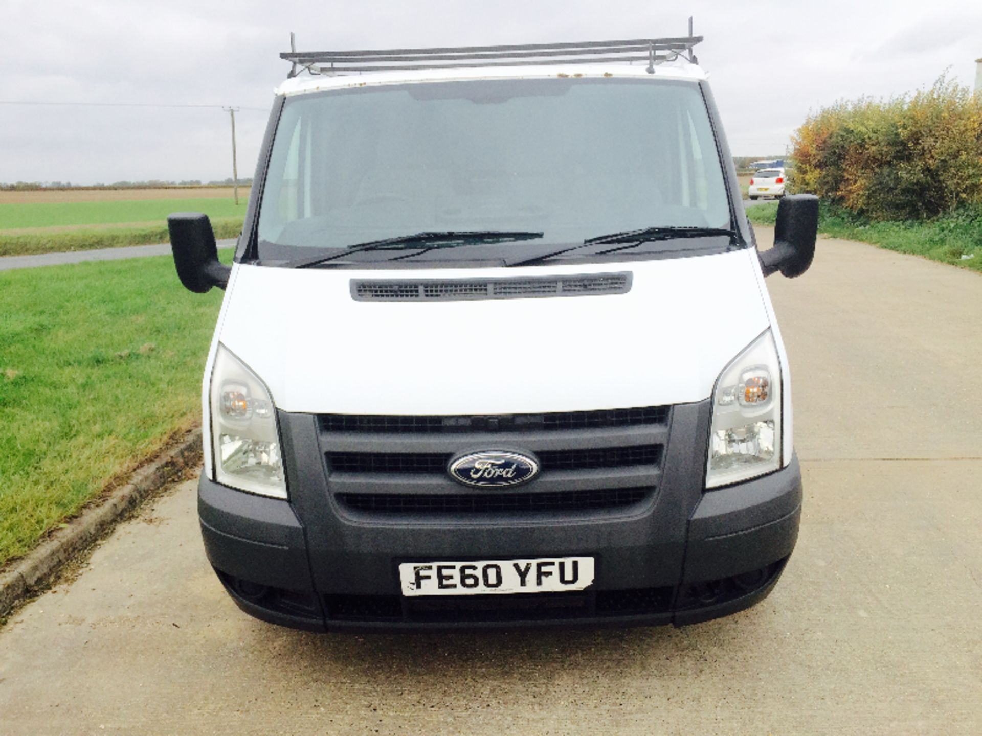 FORD TRANSIT T280 TDCI FWD 2010(60) REG **SWB**LOW ROOF** FORD'S BEST SELLING VAN FOR **9 YEARS** - Image 3 of 11