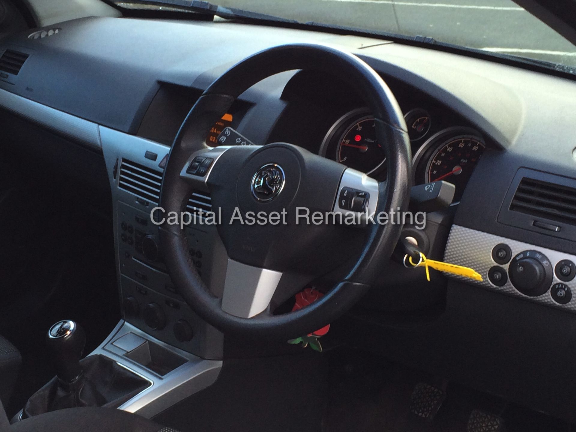 (ON SALE) VAUXHALL ASTRA 'SPORTIVE' (2010 - 10 REG) 1.9 CDTI '6 SPEED' 'HUGE SPEC - FULL HISTORY' - Image 10 of 17