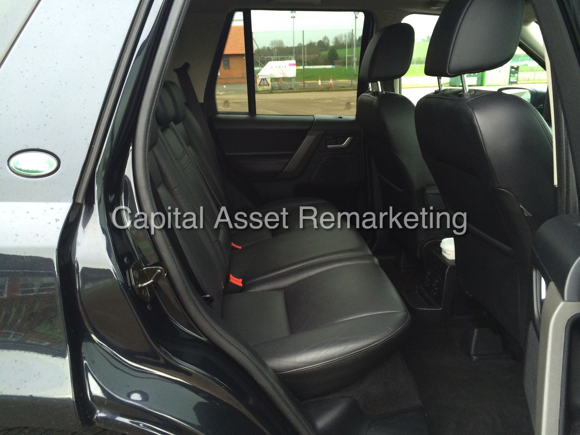 LAND ROVER FREELANDER 'HSE' TD4 (2007) TOP SPEC - LEATHER - SAT NAV - SUN ROOFS (NO VAT) NEW SHAPE ! - Image 16 of 25