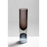 WIRKKALA TAPIO (1915 - 1985)
Rare cylindrical bi-vase.
Rare cylindrical bi-vase in solid glass cable