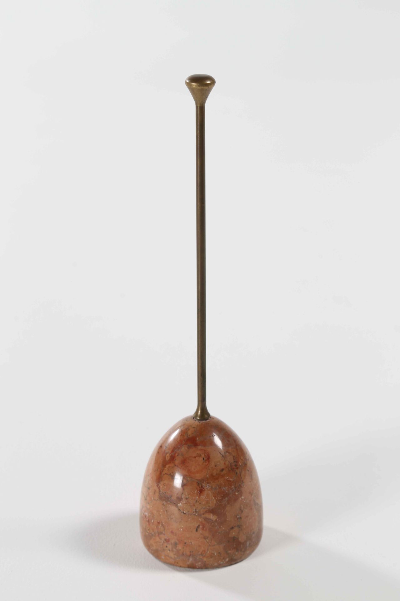 CACCIA DOMINIONI LUIGI (n. 1913)
Door stop.
Made for Azucena Milan in Veronese red marble and brass.