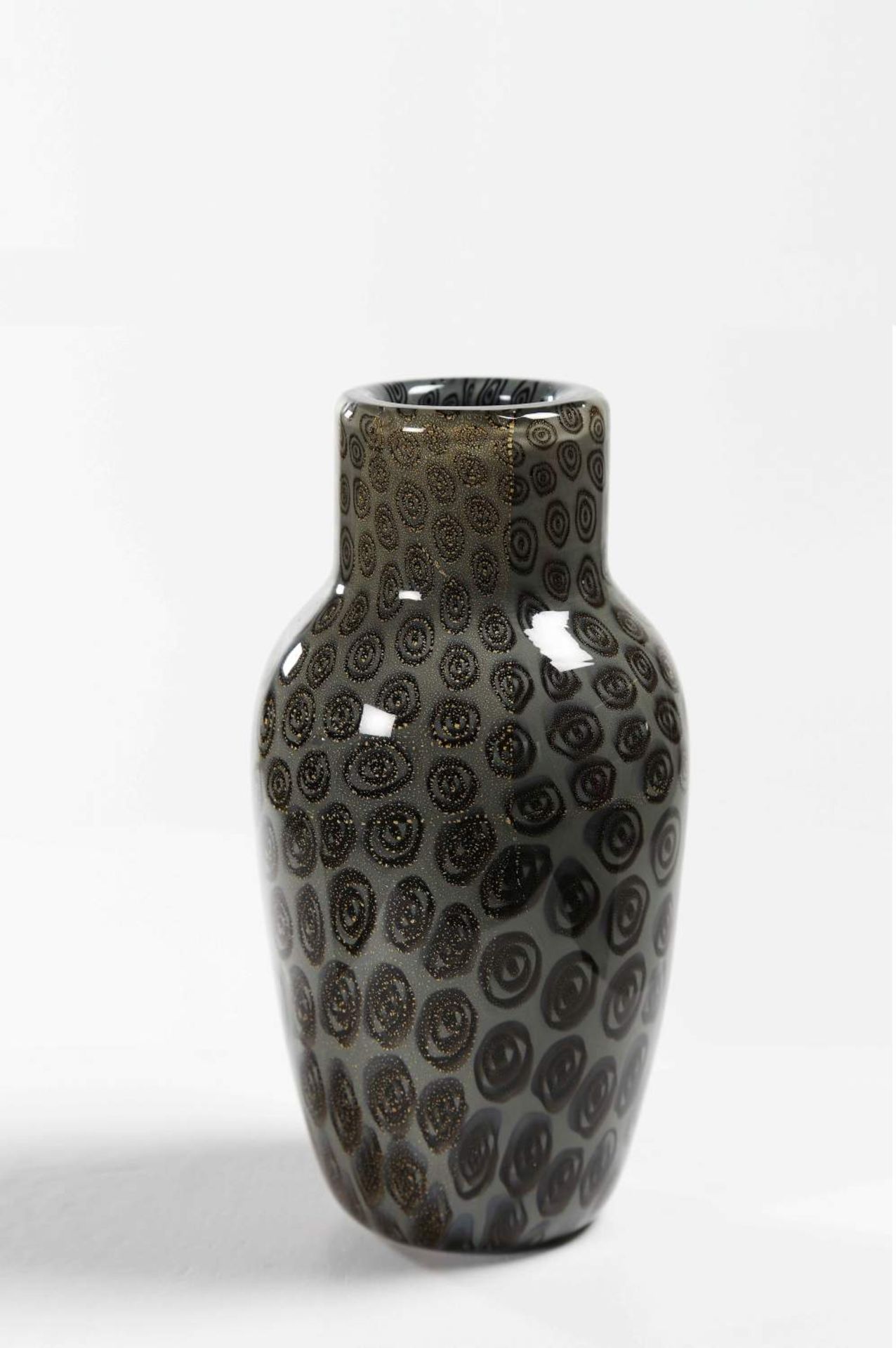 FERRO VITTORIO (1932 - 2012)
Vase.
Inlaid glass from Murrine for Fratelli Pagnin Murano.
1990
12,