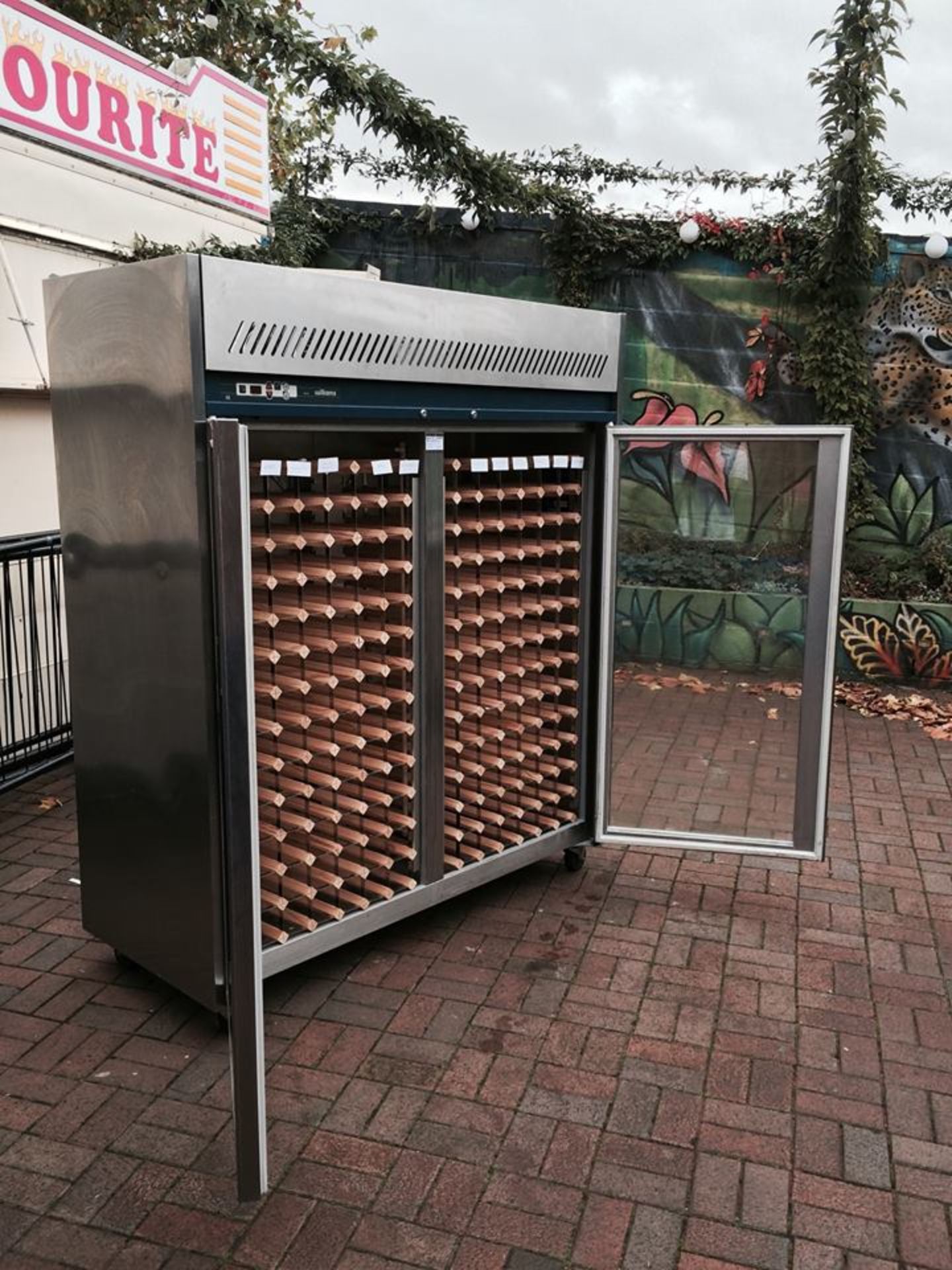 LARGE DISPLAY WINE / CHAMPAGNE FRIDGE CHILLER DOUBLE GLASS DOORS COST OVER £4000 (COLLECTION DATE IS