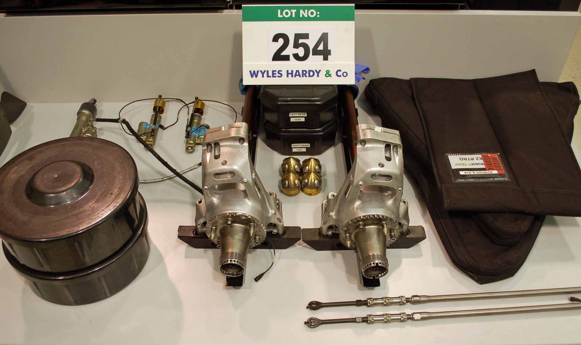 A CATERHAM F1 Formula 1 2014 Race Car, Chassis No. CT05 #2 (Shown as Car No. 10) as driven by - Image 2 of 9