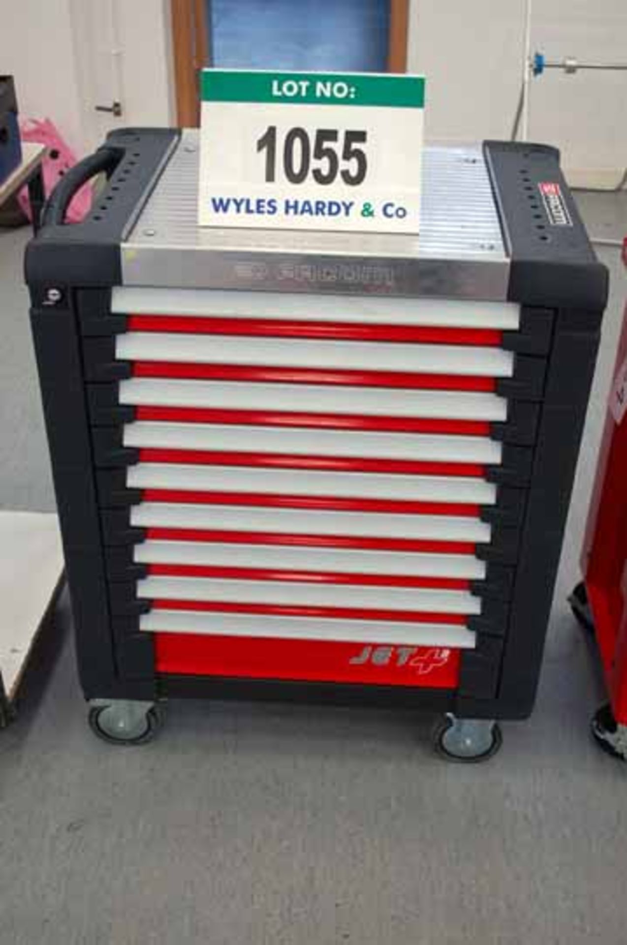 A FACOM Jet +3 750mm wide 9-Drawer Tool Trolley