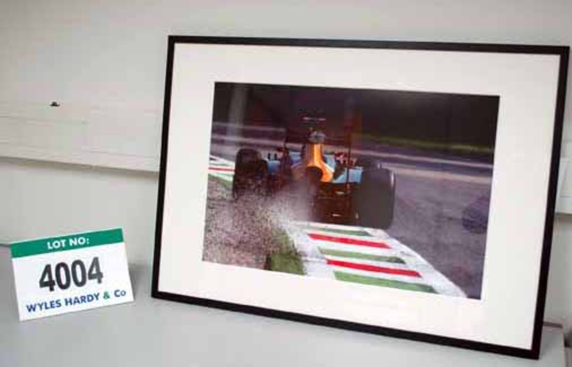 A 900mm x 700mm Framed & Glazed Photograph Print of A CATERHAM F1 2012 Race Car with Heikki