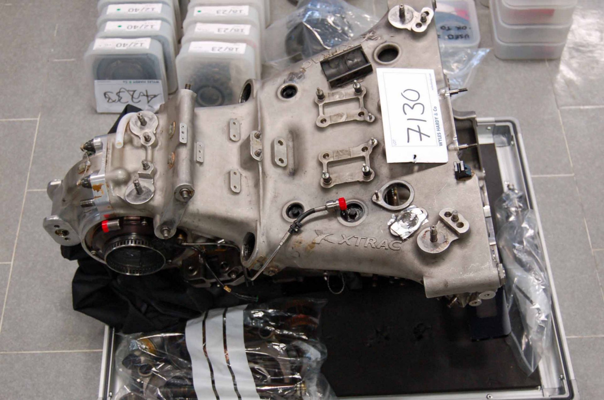 An XTRAC 7-Speed Sequential Formula 1 Gearbox, Serial Nos. 1044 RB009 in A Green Packhorse with - Image 2 of 5