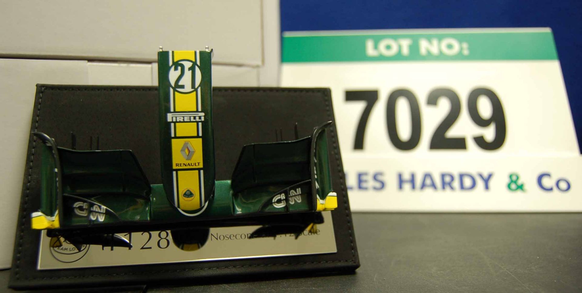 Five Amalgam FINE MODELS Racing Car Models of a Team LOTUS T128 1/12 Nose Cone, Driver No. 20 -