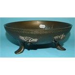 A bronze bowl, decorated insects, 26.5 cm diameter
