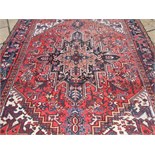 A Heriz carpet, 308 x 214 cm - Image 2 of 4