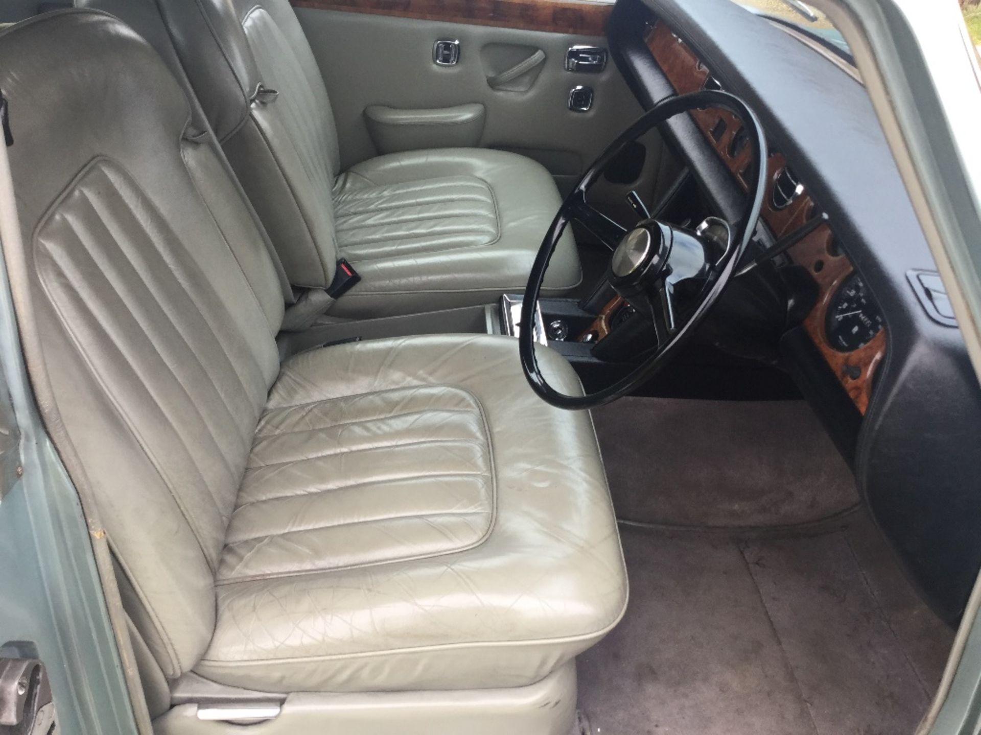 A 1973 Rolls Royce Silver Shadow I, registration number 840 FMP, opalescent silver blue metallic. - Image 2 of 5