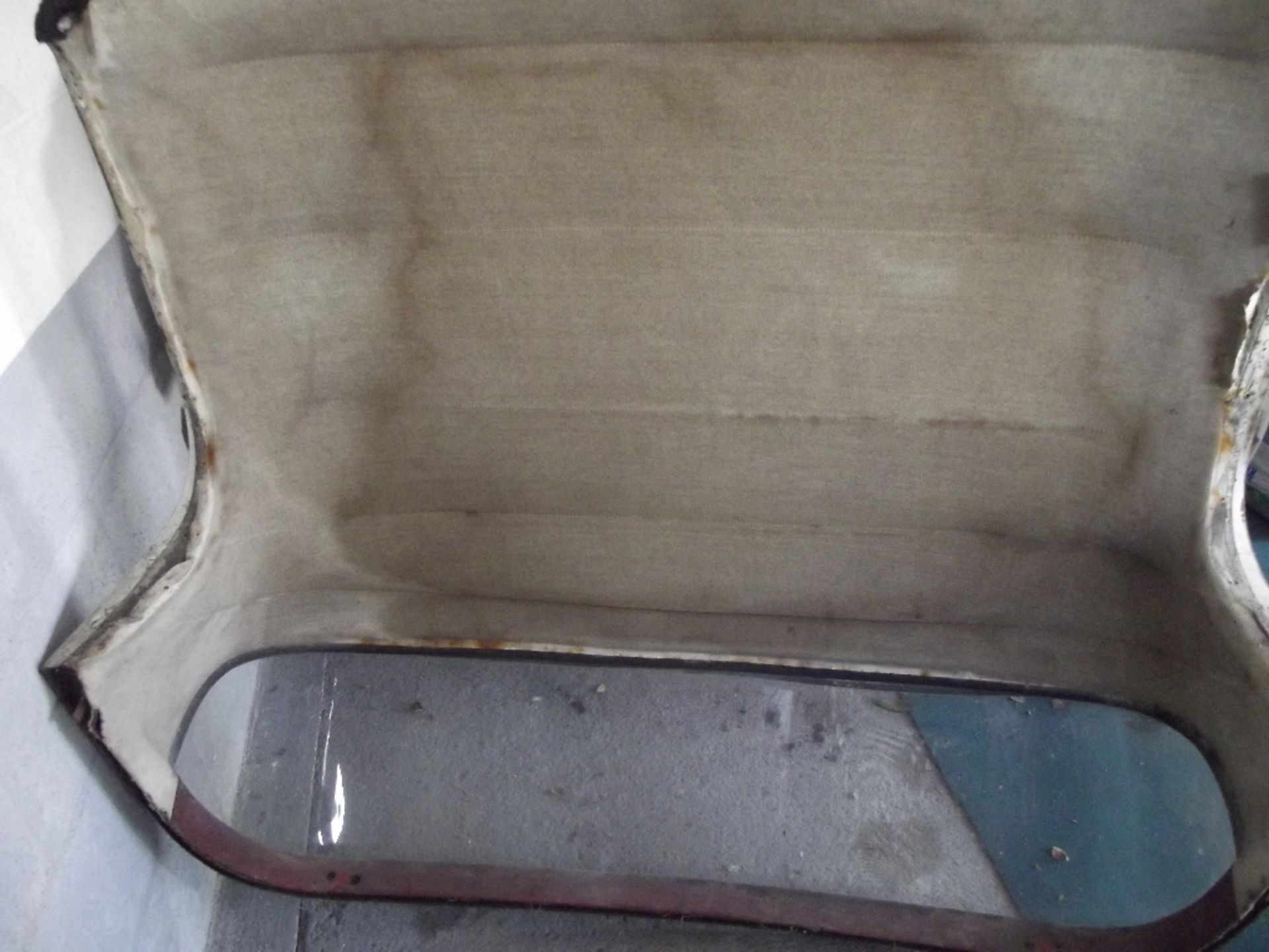 A genuine works Mercedes-Benz 190SL hard top for restoration, a large rear window example which - Image 3 of 3