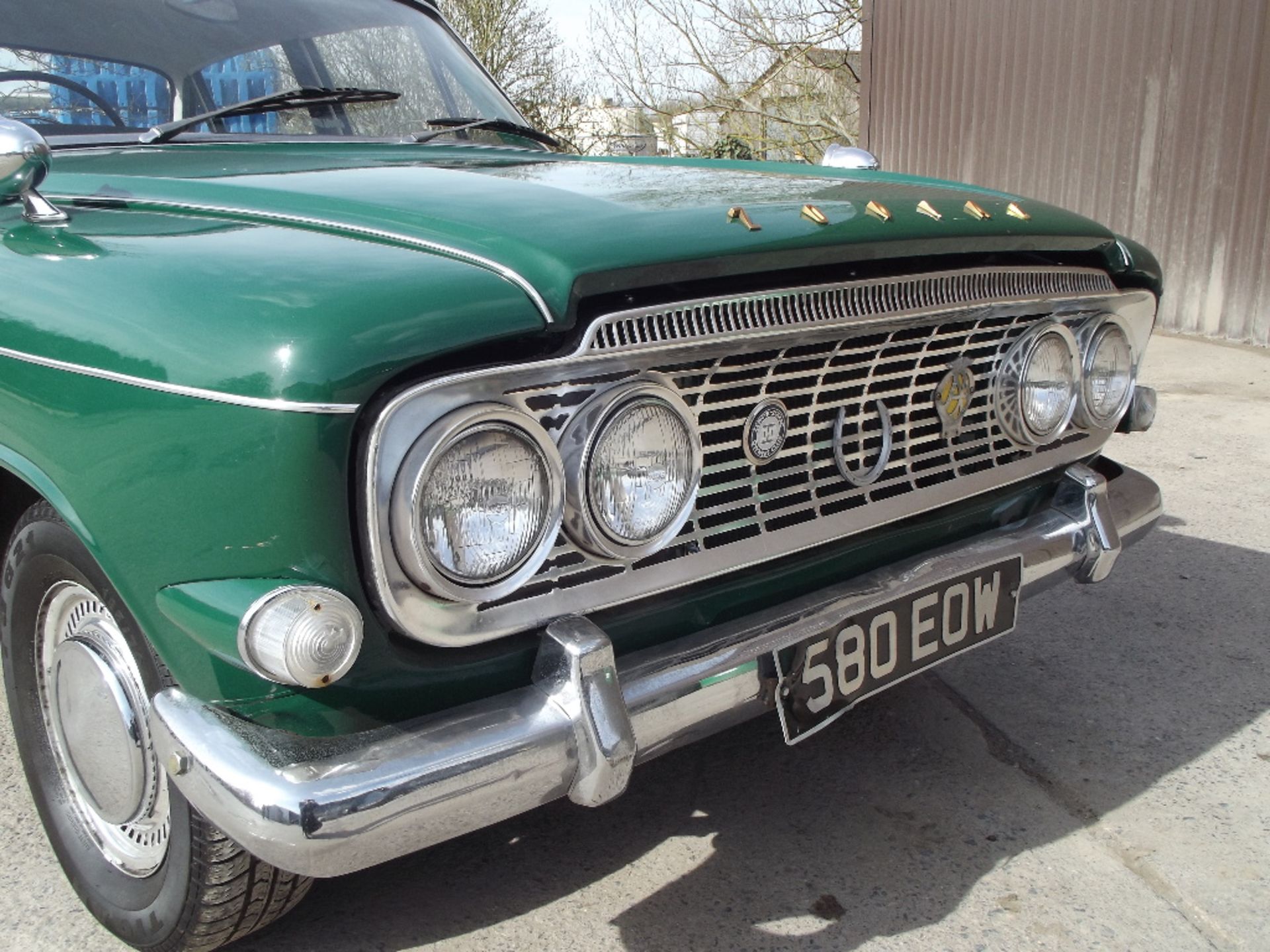 A 1963 Ford Zodiac Mk III, registration number 580 EOW, chassis number Z64C-186080, green. The Mk - Image 6 of 6