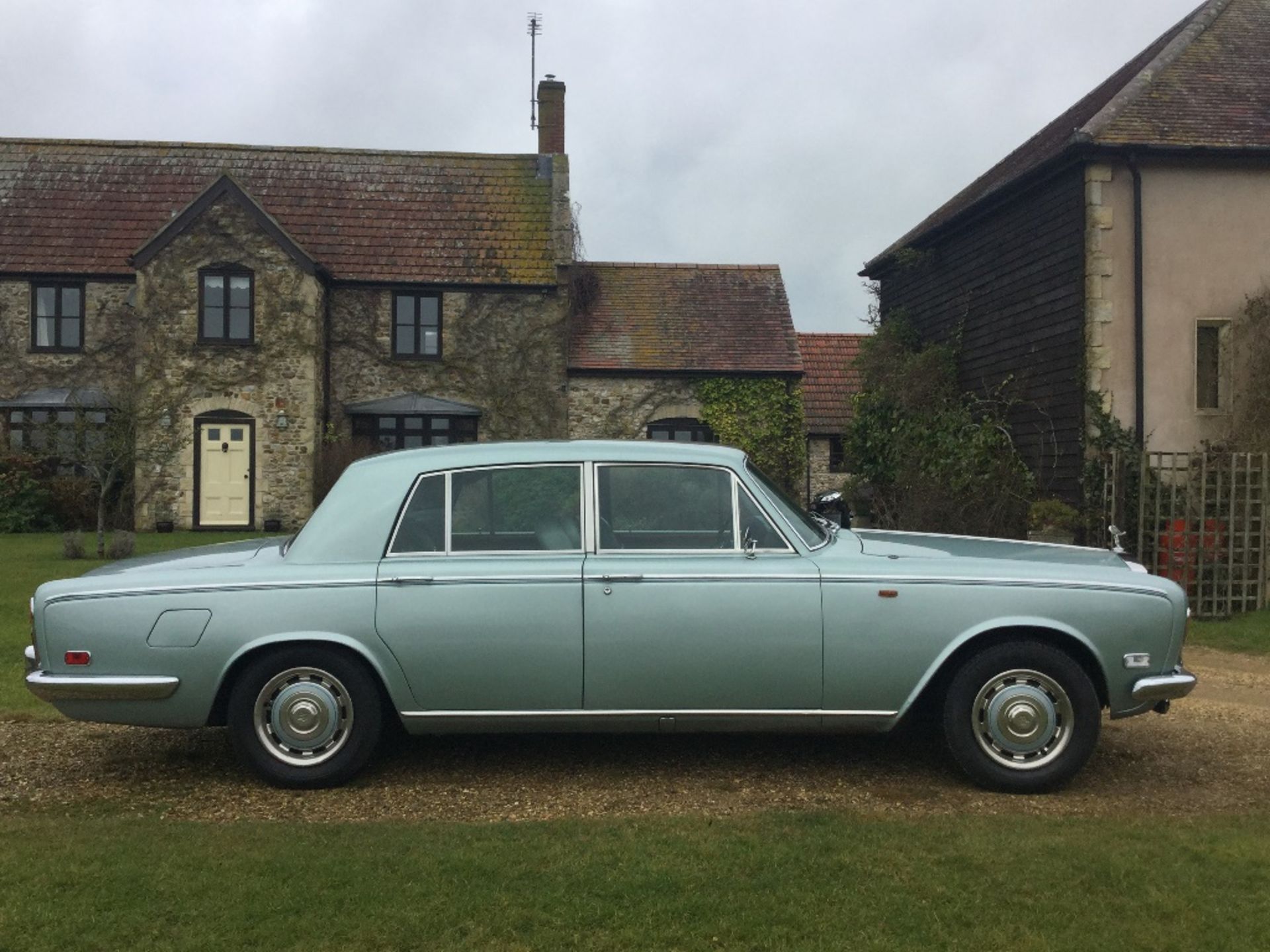 A 1973 Rolls Royce Silver Shadow I, registration number 840 FMP, opalescent silver blue metallic. - Image 5 of 5