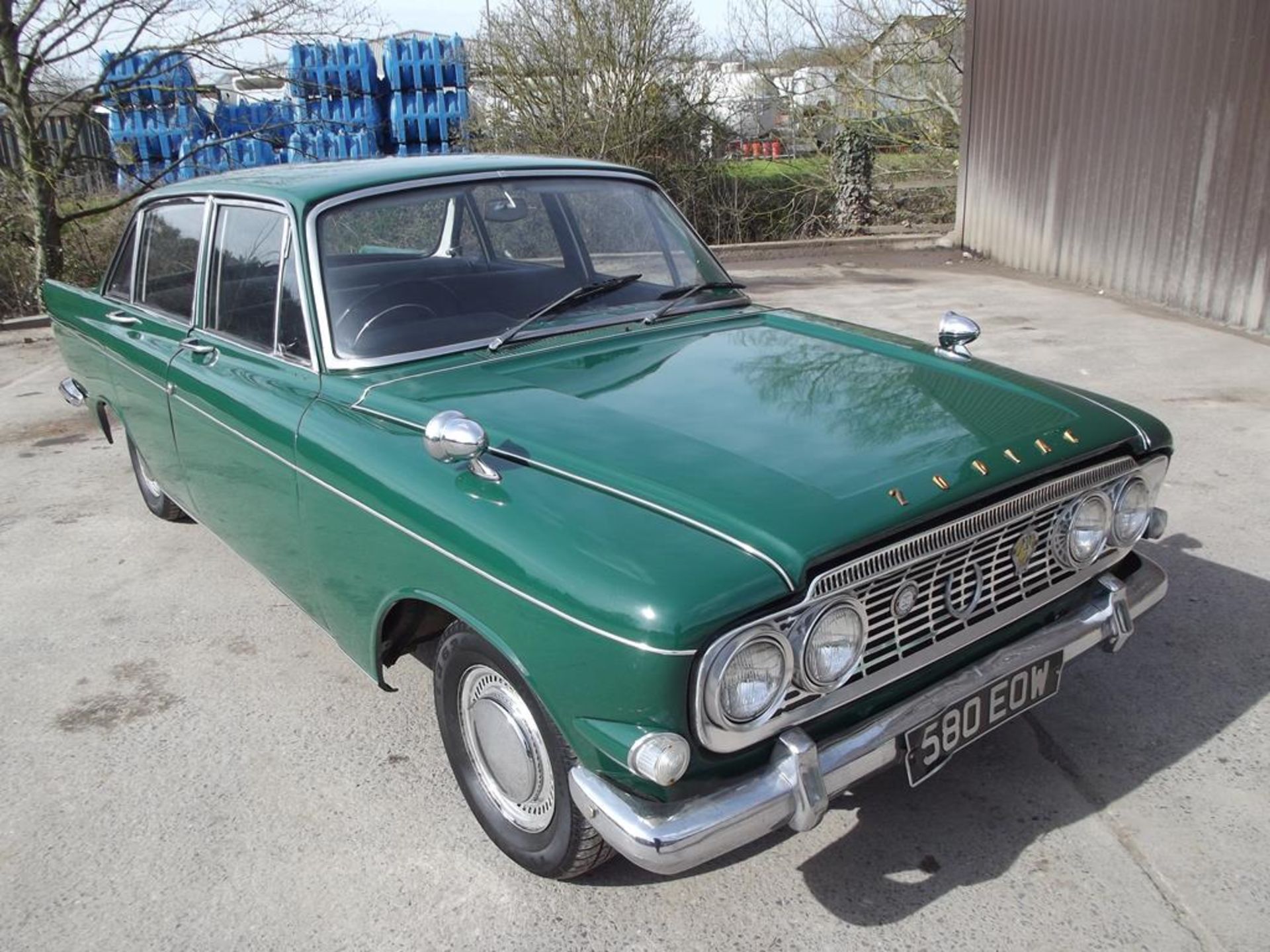 A 1963 Ford Zodiac Mk III, registration number 580 EOW, chassis number Z64C-186080, green. The Mk