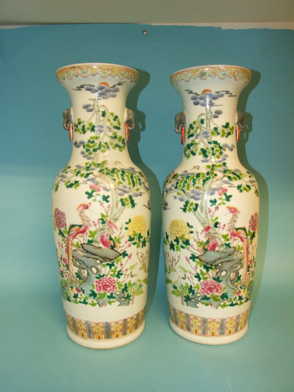 A pair of Chinese vases, decorated birds - Image 2 of 7
