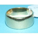 A 9ct wedding band, approx. 9.9 g Condition report Report by GH

Overall good condition.  Some