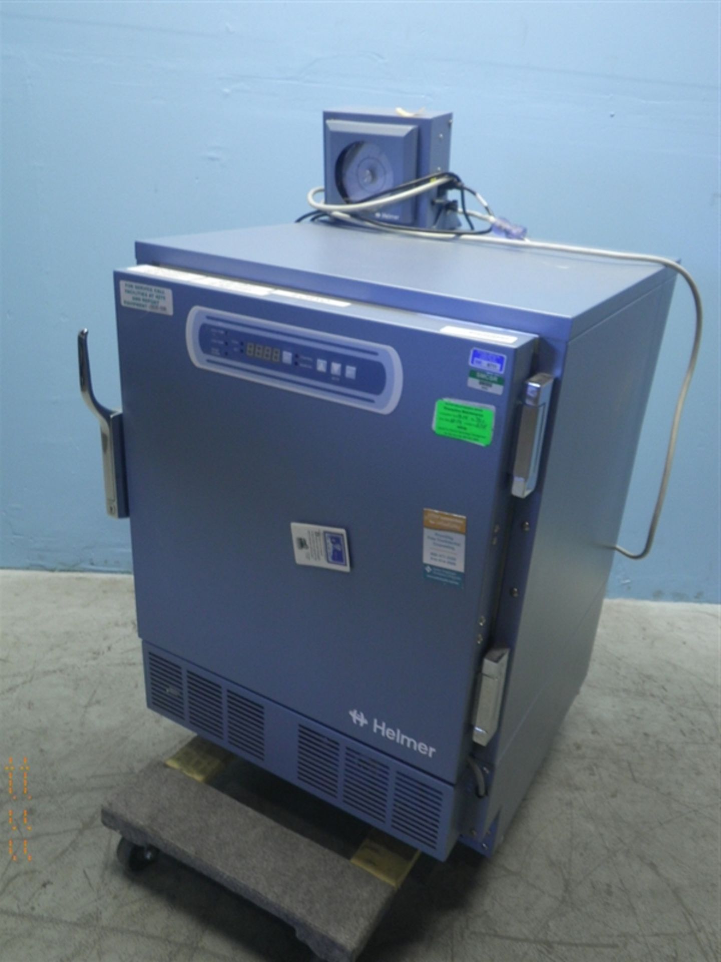 Helmer HPF105 plasma freezer - Image 2 of 2