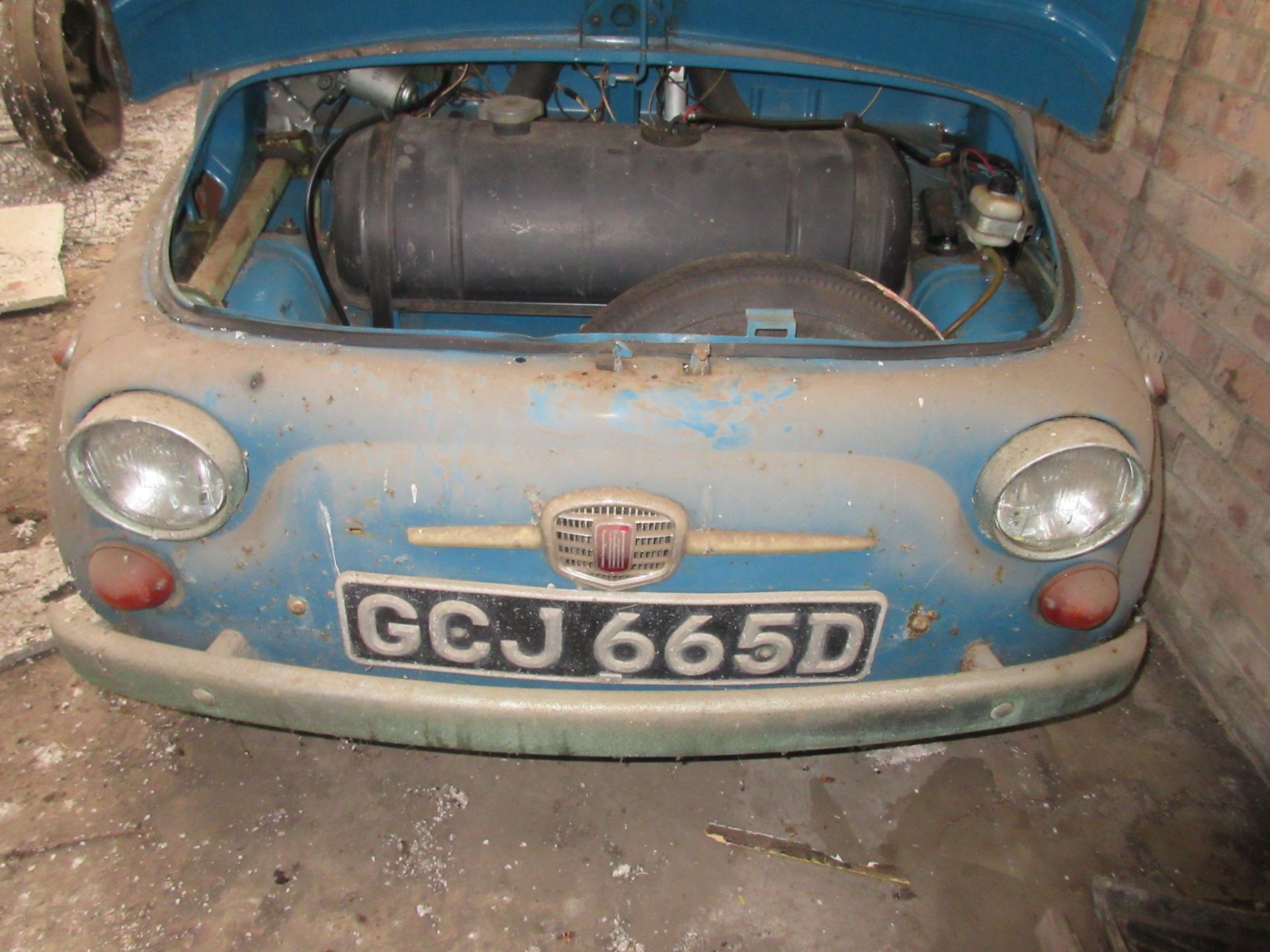 1966 497cc Fiat Nuova 500F 'Cinquecento'
 Reg. No. GCJ 665D
 Chassis No. 1072109
 
This barn find - Image 7 of 34