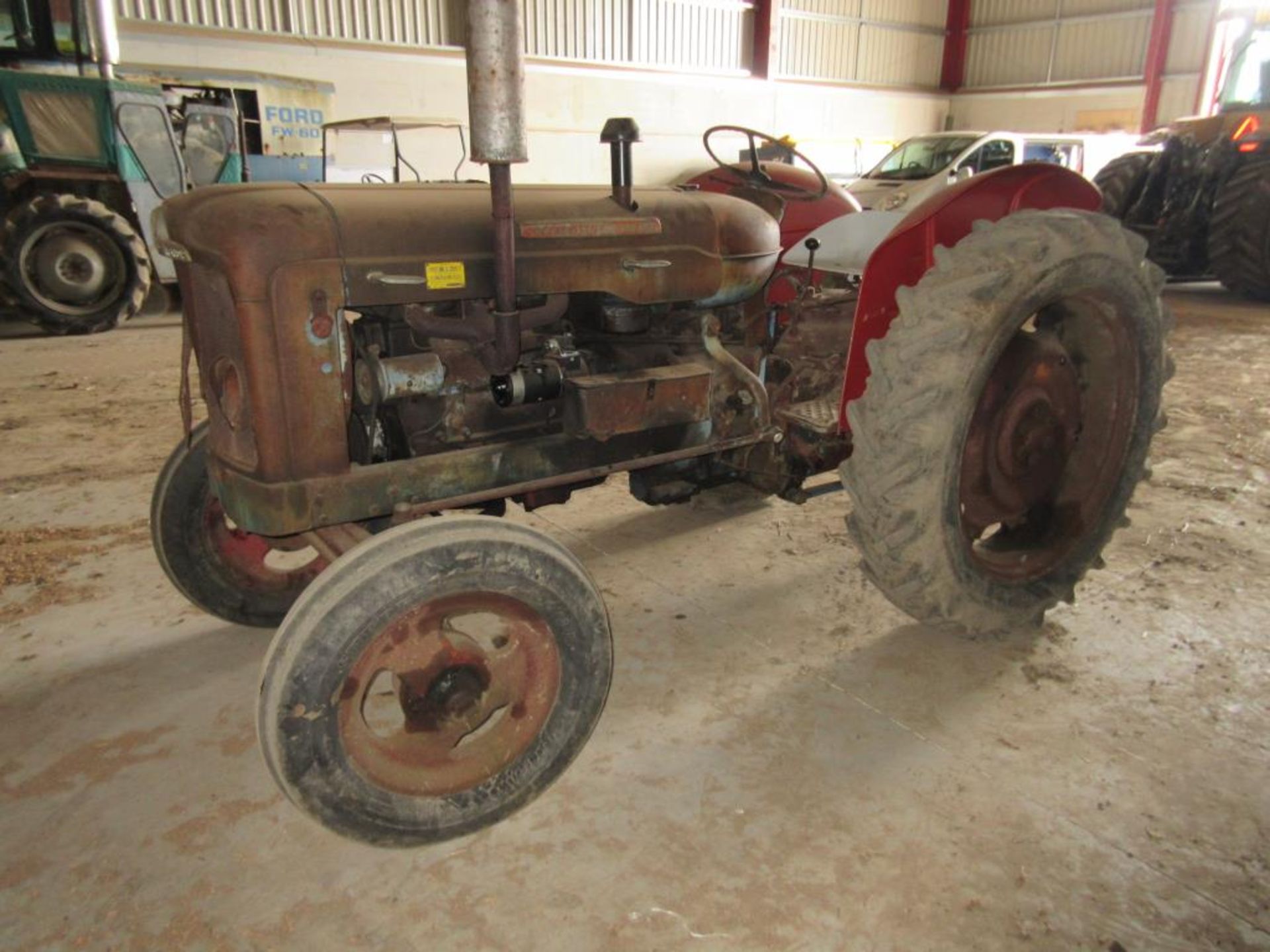 FORDSON Super Major 4cylinder diesel TRACTOR Fitted with side belt pulley, rear linkage and new rear - Image 2 of 3