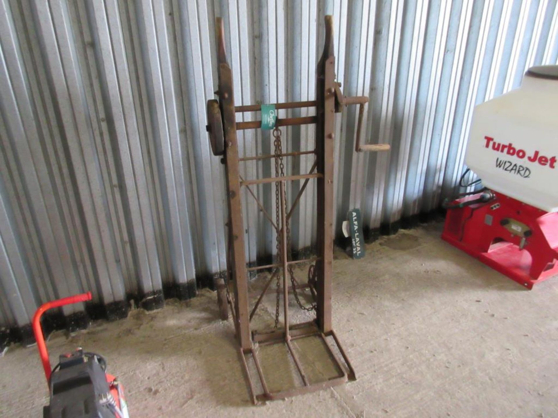 W. Rainsforth & Son wooden sack lifter